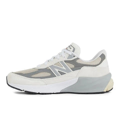 New Balance 990 v6 - REFLECTION