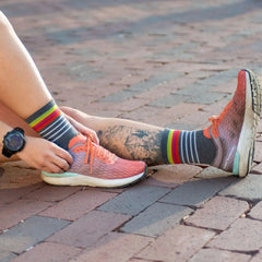 Darn Tough Stride Micro Crew Ultra-Lightweight Running Sock - GRAY