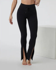 Vuori Daily Split Flare - BLACK
